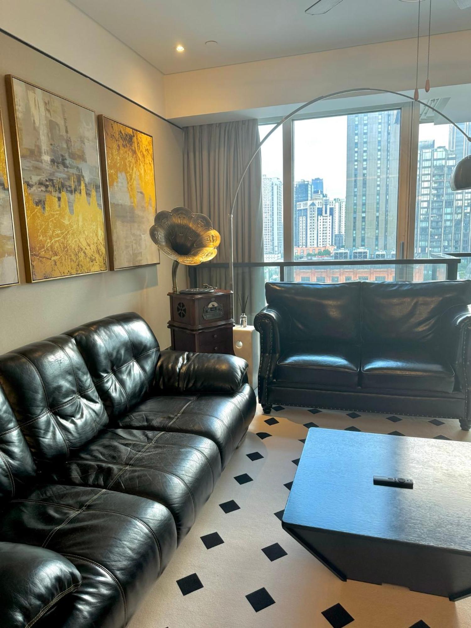 שנגחאי Zhome-Luxury Three-Bedroom Suite-Near The Bund מראה חיצוני תמונה